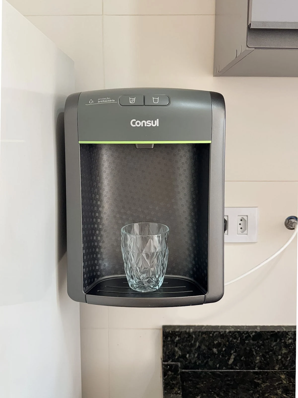 Water filter, beachfront apartment in Praia Grande