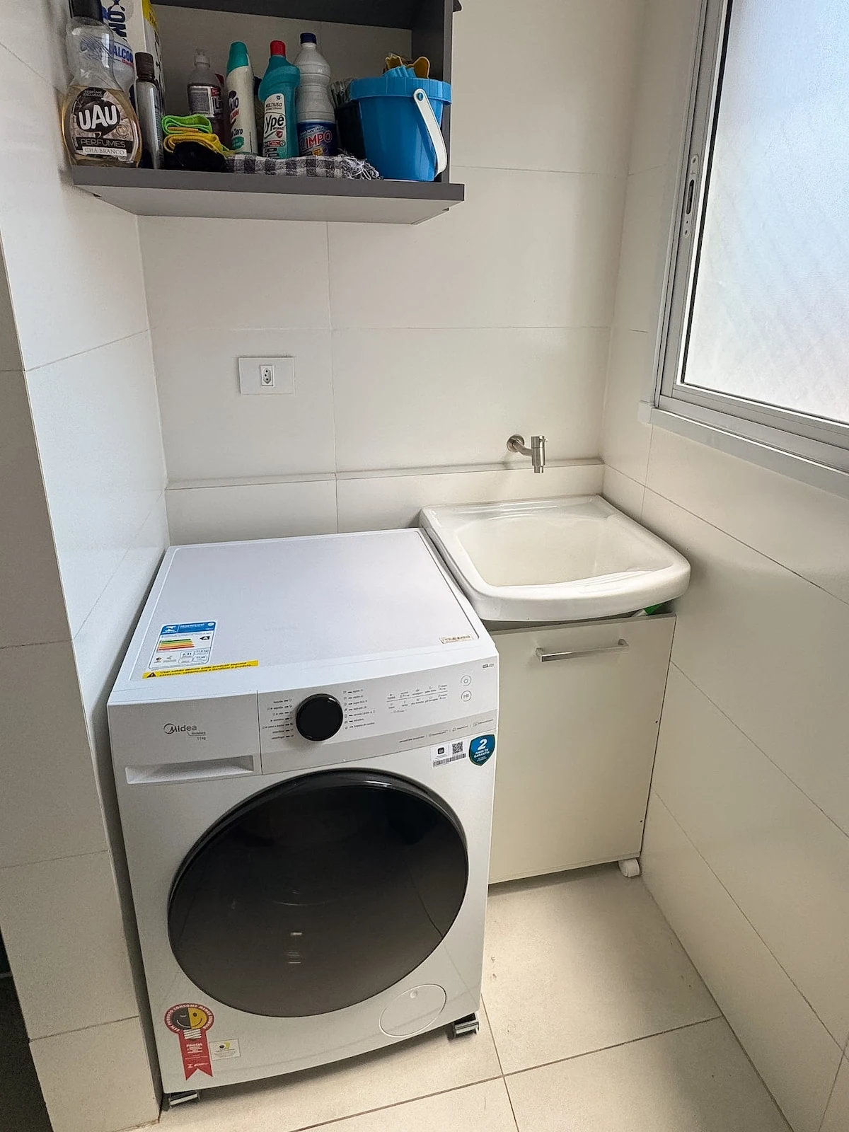 Washing machine, beachfront apartment in Praia Grande