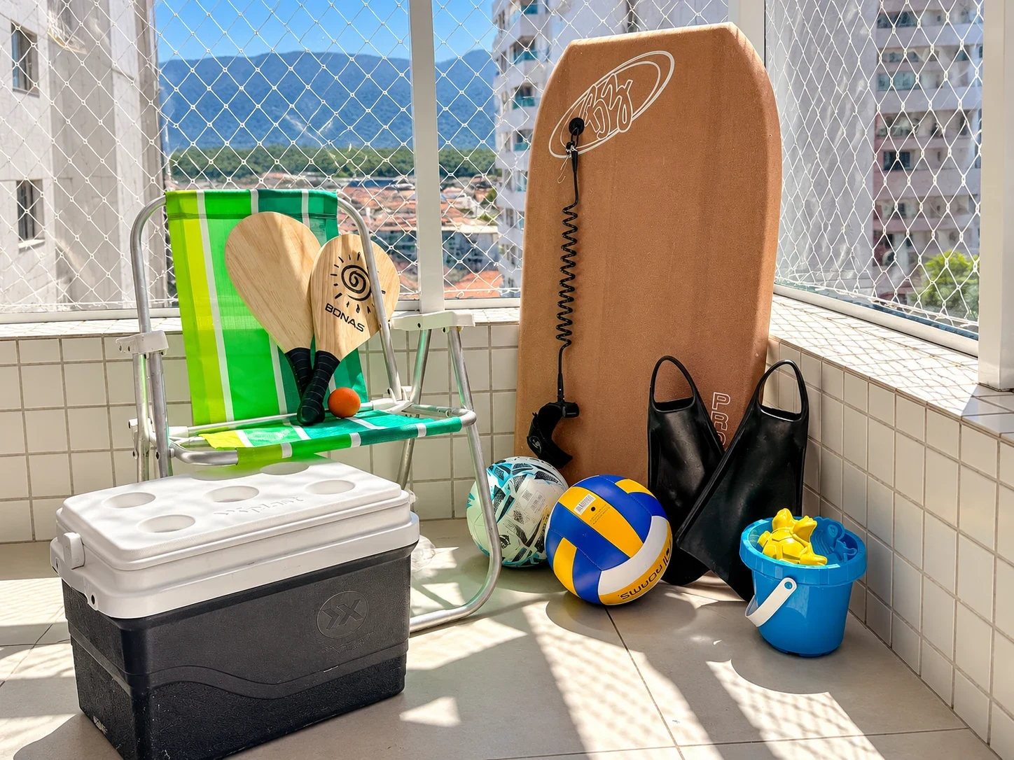Beach kit, beachfront apartment in Praia Grande